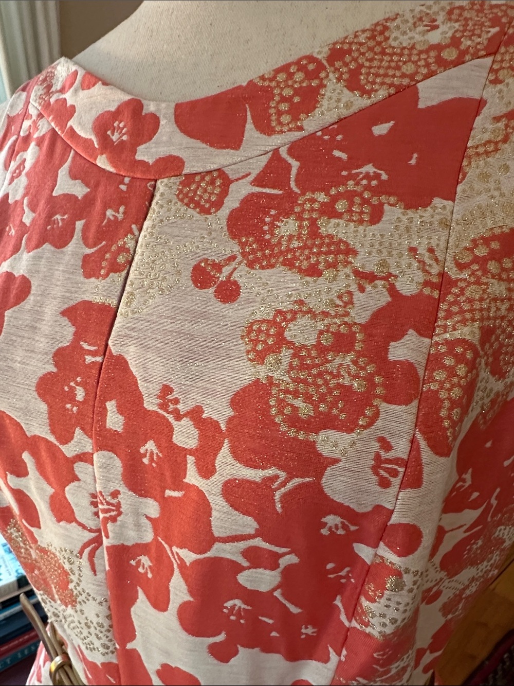NWT Tahari Arthur Levine Retro Coral and Gold Brocade Cocktail Dress “Bonnie” - Picture 2 of 15